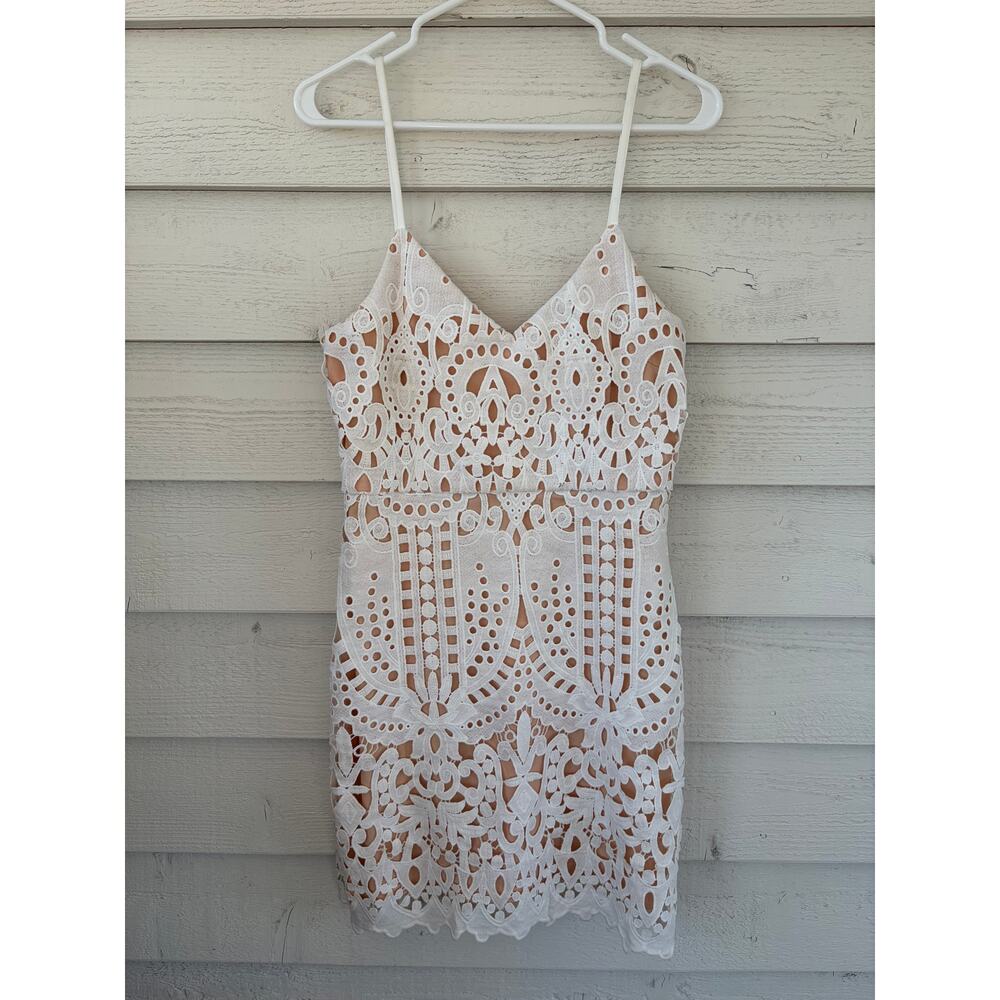 Lulus White Lace Mini Dress Sleeveless Spaghetti Strap Boho Size M - Picture 2 of 7